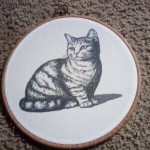 Cat Round Wall Art, Cat Mom Lovers Gifts Framed Hanging Wall Decor, Retro